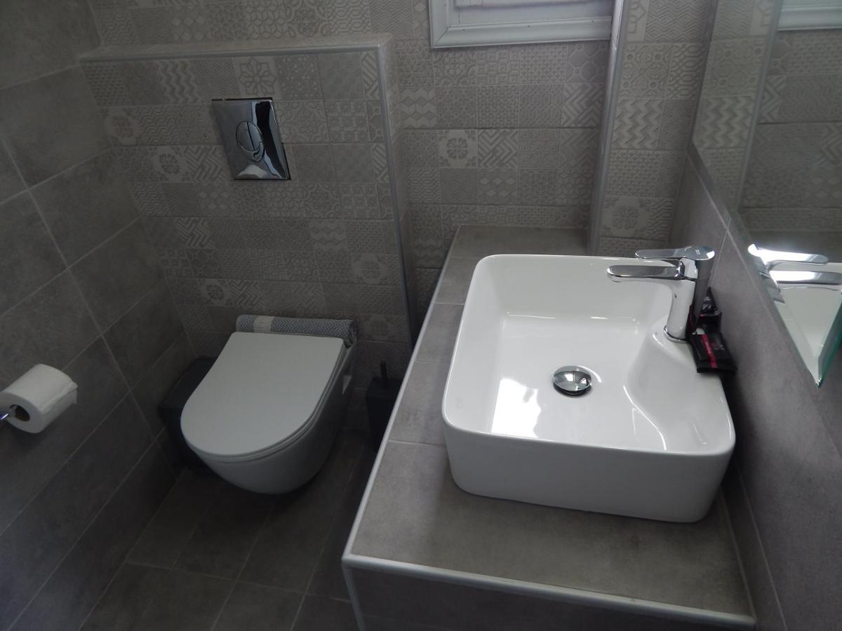 Petra Nera Hotel 2*
