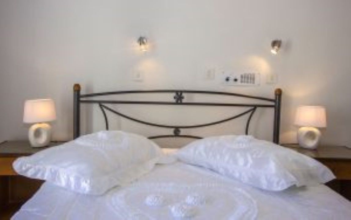 Petra Nera Hotel 2*
