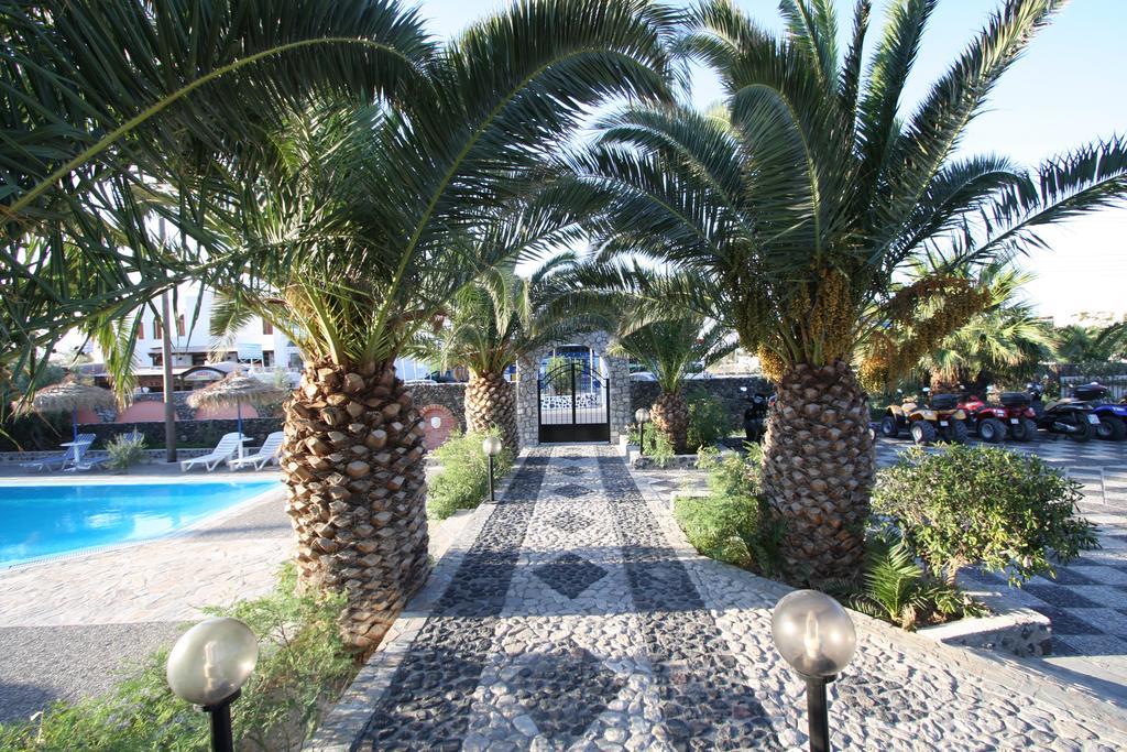 Petra Nera Hotel Perissa (Santorini)